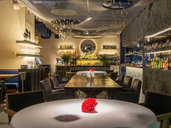 Ресторан «Кусто» в БЦ Corner Place